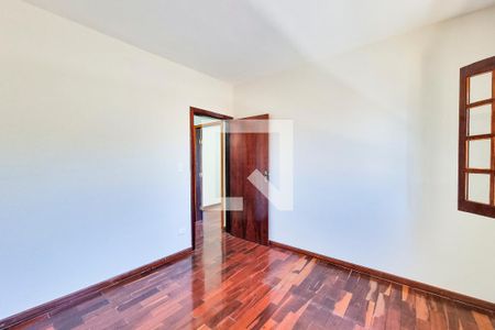 Casa de condomínio para alugar com 220m², 3 quartos e 2 vagasQuarto 1