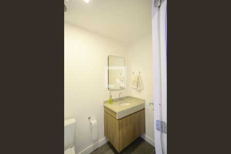 Banheiro de kitnet/studio para alugar com 1 quarto, 27m² em Vila Mariana, São Paulo