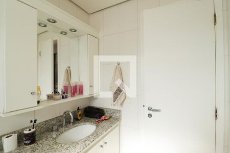 Apartamento à venda com 116m², 3 quartos e 3 vagasBanheiro da Suíte