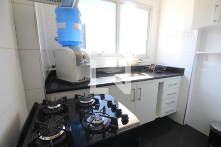 Apartamento para alugar com 107m², 3 quartos e 2 vagasCozinha