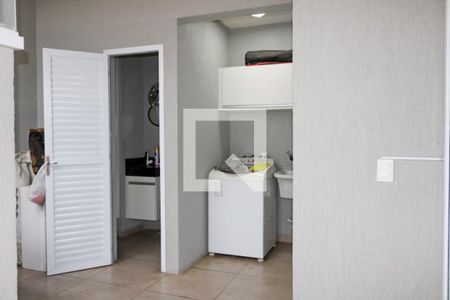 Apartamento à venda com 90m², 2 quartos e 1 vagaÁrea de Serviço 