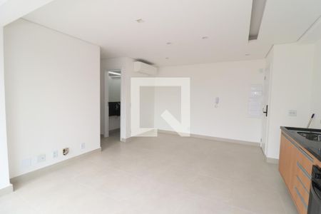 Sala/Cozinha de apartamento à venda com 2 quartos, 51m² em Tatuapé, São Paulo