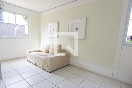 Apartamento à venda com 87m², 2 quartos e 1 vaga Apartamento à venda com 87m², 2 quartos e 1 vagaÁrea comum - Salão de festas