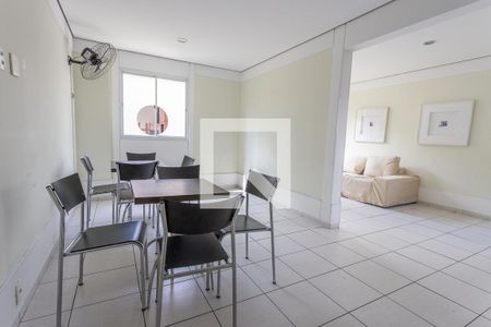 Apartamento à venda com 87m², 2 quartos e 1 vaga Apartamento à venda com 87m², 2 quartos e 1 vagaÁrea comum - Salão de festas