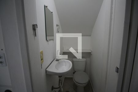 Casa de condomínio à venda com 100m², 3 quartos e 2 vagasLavabo