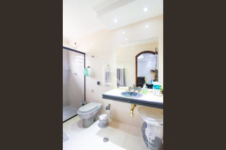 Casa à venda com 300m², 3 quartos e 4 vagas Casa à venda com 300m², 3 quartos e 4 vagasBanheiro da Suíte 3