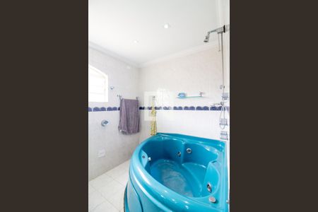 Casa à venda com 300m², 3 quartos e 4 vagas Casa à venda com 300m², 3 quartos e 4 vagasBanheiro da Suíte Master