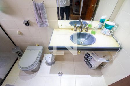 Casa à venda com 300m², 3 quartos e 4 vagas Casa à venda com 300m², 3 quartos e 4 vagasDetalhe Banheiro da Suíte 3