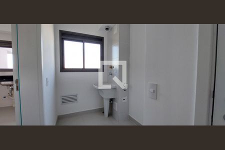 Apartamento à venda com 133m², 3 quartos e 3 vagas Apartamento à venda com 133m², 3 quartos e 3 vagasLavanderia