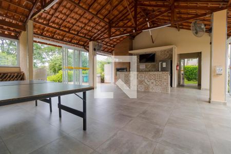 Apartamento à venda com 82m², 3 quartos e 2 vagas Apartamento à venda com 82m², 3 quartos e 2 vagasÁrea comum - Salão de festas com churrasqueira