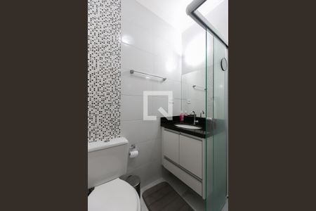 Apartamento à venda com 45m², 2 quartos e 1 vaga Apartamento à venda com 45m², 2 quartos e 1 vagaBanheiro