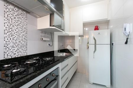 Apartamento à venda com 45m², 2 quartos e 1 vaga Apartamento à venda com 45m², 2 quartos e 1 vagaCozinha - Armários