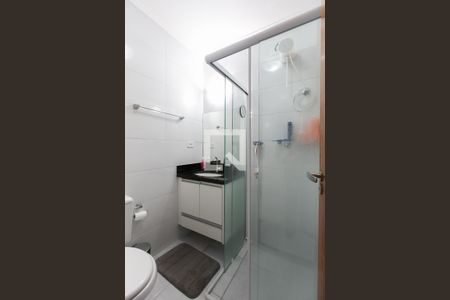 Apartamento à venda com 45m², 2 quartos e 1 vaga Apartamento à venda com 45m², 2 quartos e 1 vagaBanheiro