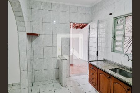 Casa à venda com 110m², 2 quartos e 3 vagas Casa à venda com 110m², 2 quartos e 3 vagasCozinha