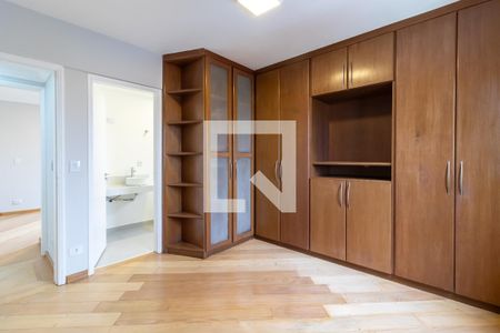 Apartamento à venda com 204m², 3 quartos e 3 vagasSuíte 1