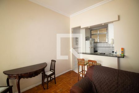 Sala de apartamento à venda com 1 quarto, 48m² em Copacabana, Rio de Janeiro