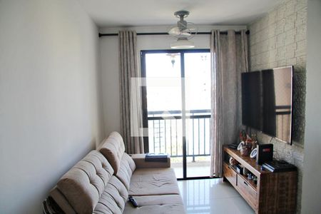 Sala  de apartamento para alugar com 2 quartos, 46m² em Portal dos Gramados, Guarulhos
