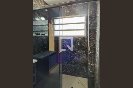 Apartamento à venda com 102m², 3 quartos e 1 vaga Apartamento à venda com 102m², 3 quartos e 1 vagaBanheiro da Suíte