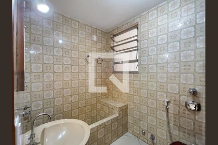 Apartamento à venda com 102m², 3 quartos e 1 vaga Apartamento à venda com 102m², 3 quartos e 1 vagaBanheiro Corredor