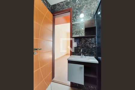 Apartamento à venda com 102m², 3 quartos e 1 vaga Apartamento à venda com 102m², 3 quartos e 1 vagaBanheiro da Suíte