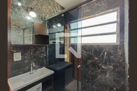 Apartamento à venda com 102m², 3 quartos e 1 vaga Apartamento à venda com 102m², 3 quartos e 1 vagaBanheiro da Suíte