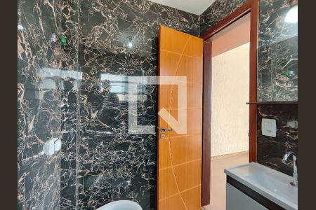 Apartamento à venda com 102m², 3 quartos e 1 vaga Apartamento à venda com 102m², 3 quartos e 1 vagaBanheiro da Suíte