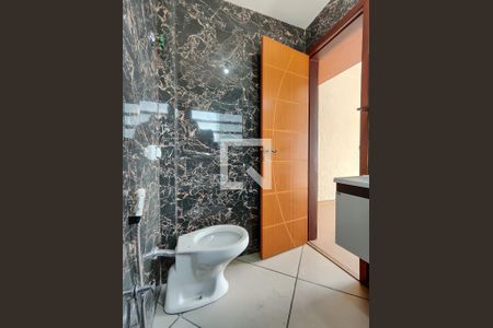 Apartamento à venda com 102m², 3 quartos e 1 vaga Apartamento à venda com 102m², 3 quartos e 1 vagaBanheiro da Suíte