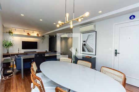 Sala de apartamento para alugar com 3 quartos, 114m² em Vila Olímpia, São Paulo