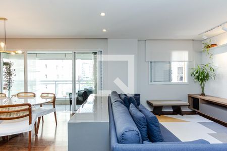 Sala de apartamento para alugar com 3 quartos, 114m² em Vila Olímpia, São Paulo