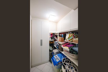 Apartamento à venda com 146m², 3 quartos e 2 vagas Apartamento à venda com 146m², 3 quartos e 2 vagasDispensa