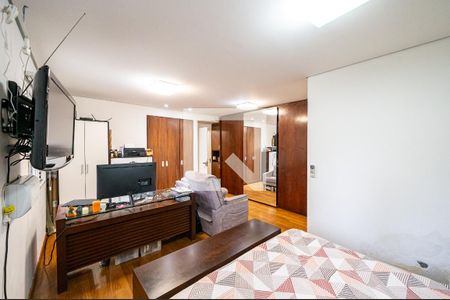Apartamento à venda com 146m², 3 quartos e 2 vagas Apartamento à venda com 146m², 3 quartos e 2 vagasSuíte 1