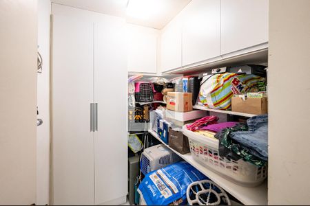 Apartamento à venda com 146m², 3 quartos e 2 vagas Apartamento à venda com 146m², 3 quartos e 2 vagasDispensa