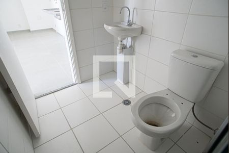 Apartamento à venda com 36m², 2 quartos e sem vaga Apartamento à venda com 36m², 2 quartos e sem vagaBanheiro