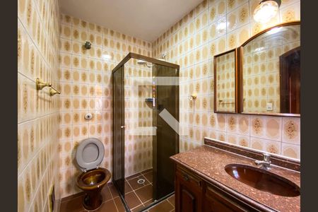 Casa à venda com 380m², 7 quartos e 3 vagasBanheiro 4