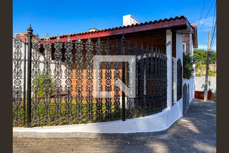 Casa à venda com 380m², 7 quartos e 3 vagasFachada