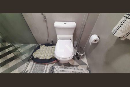 Apartamento à venda com 137m², 2 quartos e 2 vagasBanheiro da Suíte 1