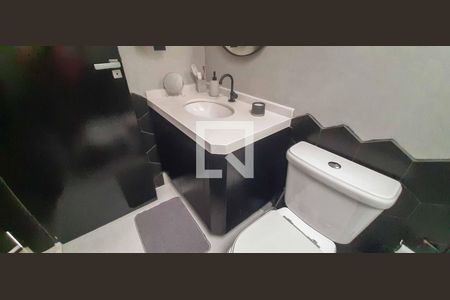 Apartamento à venda com 137m², 2 quartos e 2 vagasBanheiro da Suíte 2