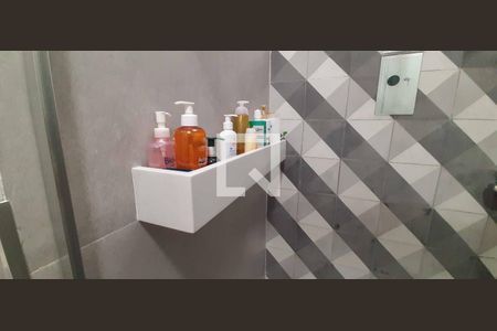 Apartamento à venda com 137m², 2 quartos e 2 vagasBanheiro da Suíte 1