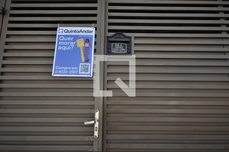 Casa à venda com 150m², 3 quartos e 2 vagasFachada