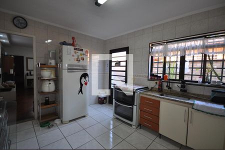 Casa à venda com 150m², 3 quartos e 2 vagasCozinha