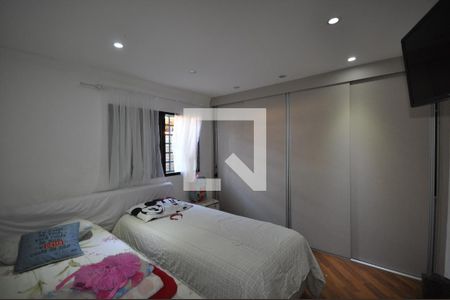 Casa à venda com 150m², 3 quartos e 2 vagasQuarto 2