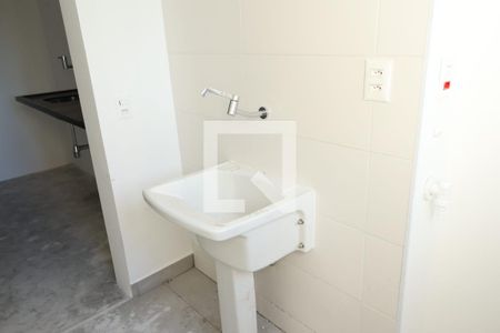 Studio à venda com 75m², 2 quartos e 1 vaga Studio à venda com 75m², 2 quartos e 1 vagaÁrea de Serviço