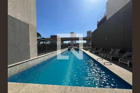 Apartamento para alugar com 28m², 1 quarto e sem vagaÁrea comum - Piscina