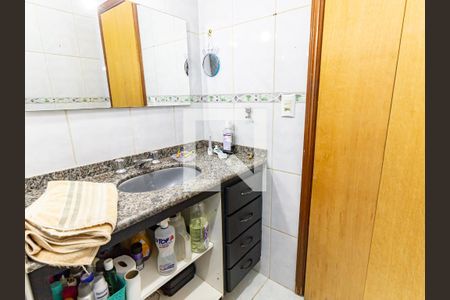 Casa à venda com 93m², 2 quartos e 1 vagaBanheiro da Suíte 2