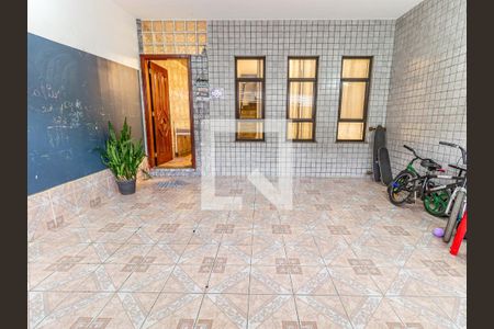 Casa à venda com 93m², 2 quartos e 1 vagaGaragem