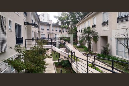 Casa para alugar com 157m², 3 quartos e 2 vagas Casa para alugar com 157m², 3 quartos e 2 vagasÁrea comum