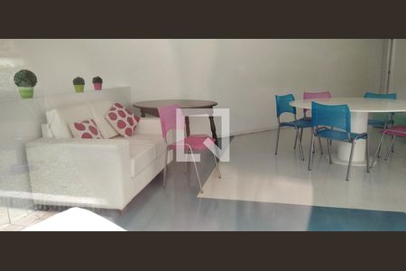 Casa para alugar com 157m², 3 quartos e 2 vagas Casa para alugar com 157m², 3 quartos e 2 vagasÁrea comum - Salão de festas infantil