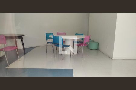 Casa para alugar com 157m², 3 quartos e 2 vagas Casa para alugar com 157m², 3 quartos e 2 vagasÁrea comum - Salão de festas infantil