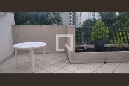 Casa para alugar com 157m², 3 quartos e 2 vagas Casa para alugar com 157m², 3 quartos e 2 vagasVaranda