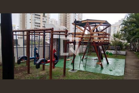 Casa para alugar com 157m², 3 quartos e 2 vagas Casa para alugar com 157m², 3 quartos e 2 vagasÁrea comum - Playground